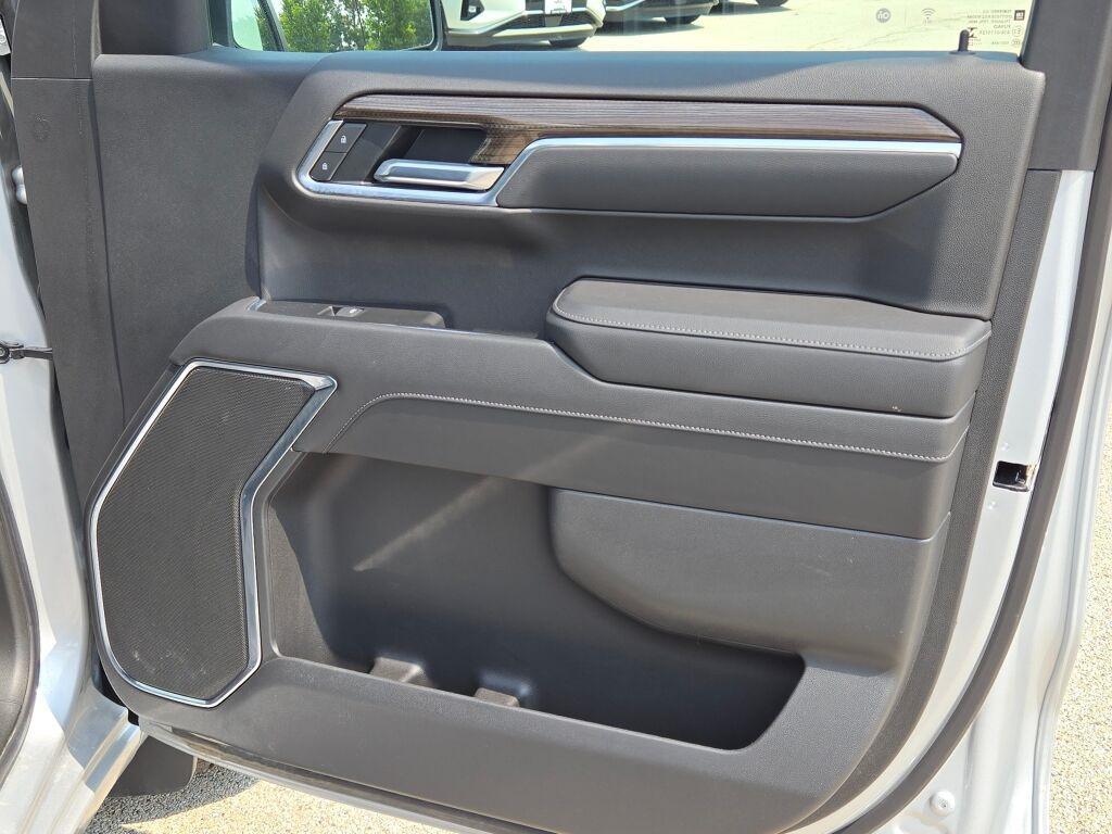 used 2022 Chevrolet Silverado 1500 car, priced at $35,995