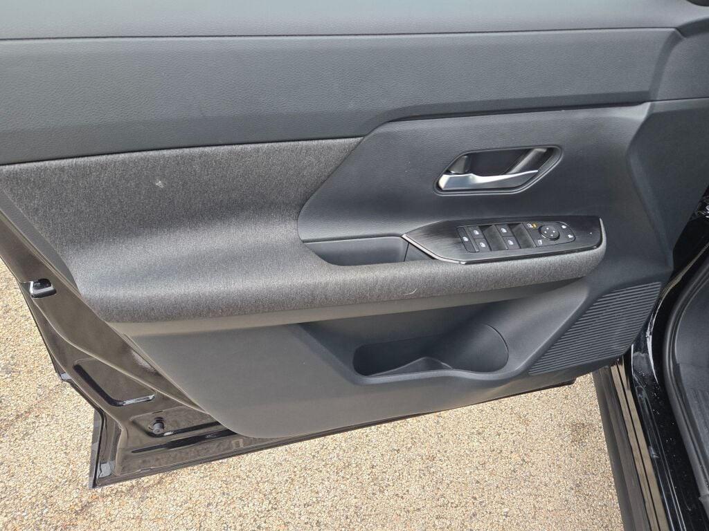 used 2025 Nissan Kicks car, priced at $22,897