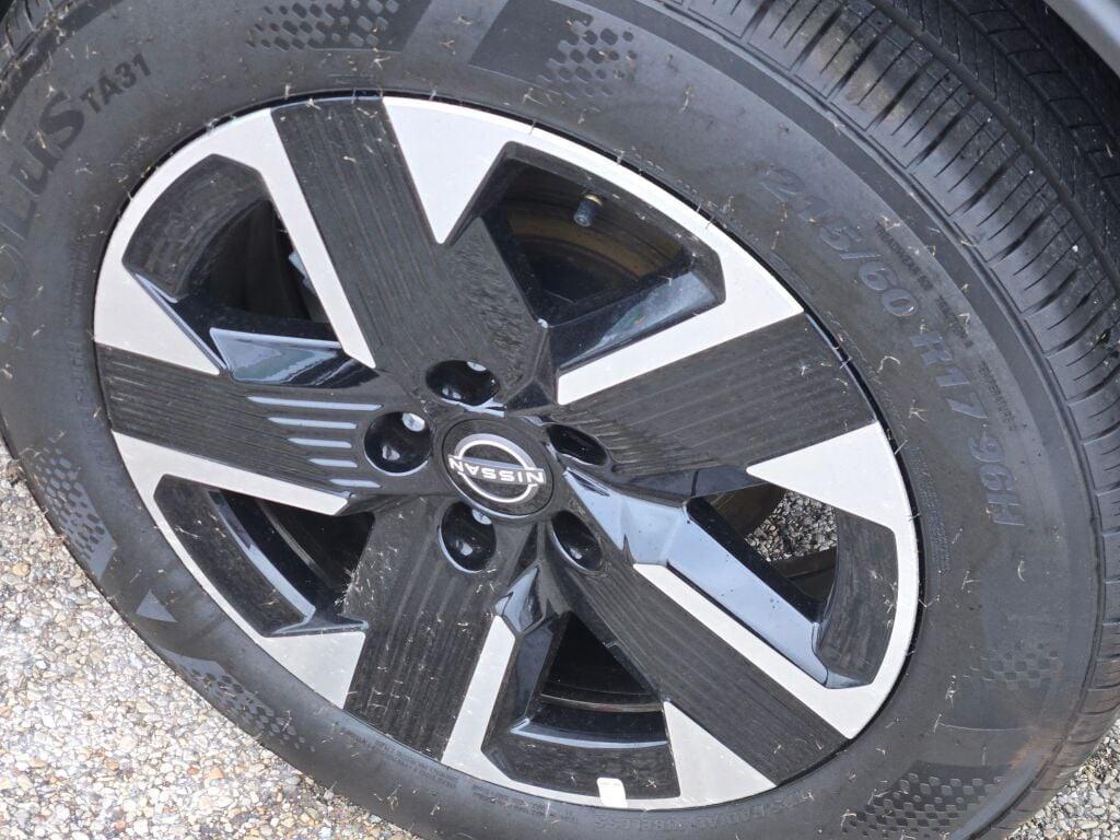 used 2025 Nissan Kicks car, priced at $22,897