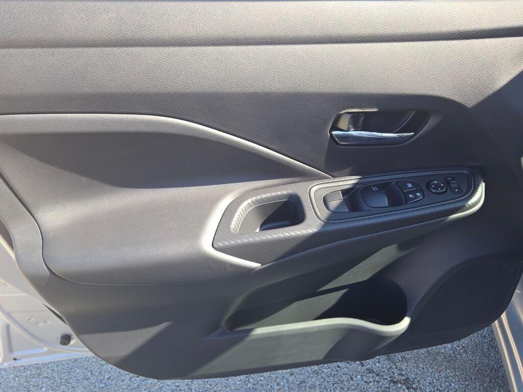 new 2025 Nissan Versa car, priced at $18,100