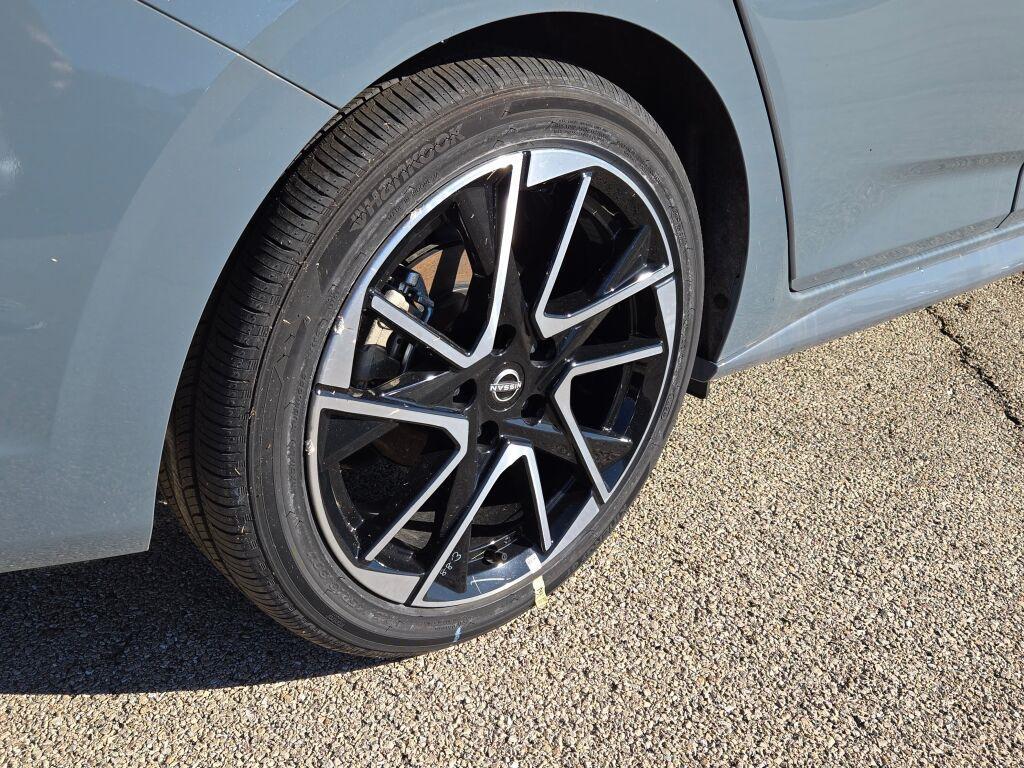 new 2025 Nissan Sentra car, priced at $27,470