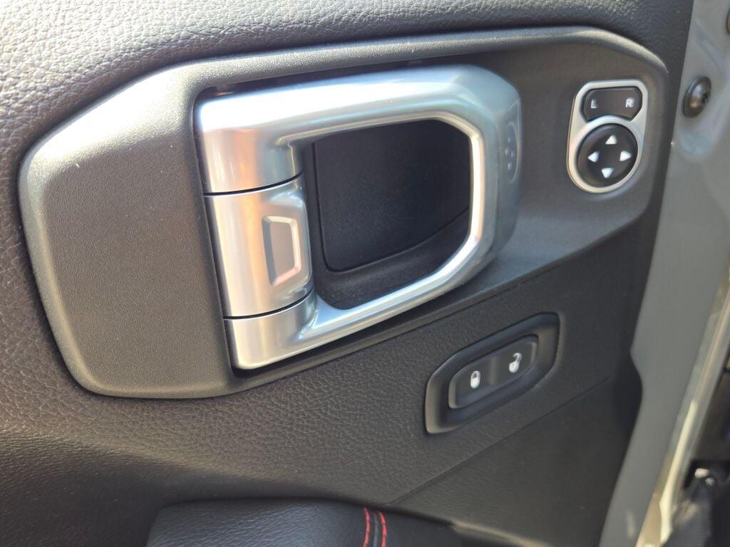 used 2020 Jeep Wrangler Unlimited car, priced at $34,287