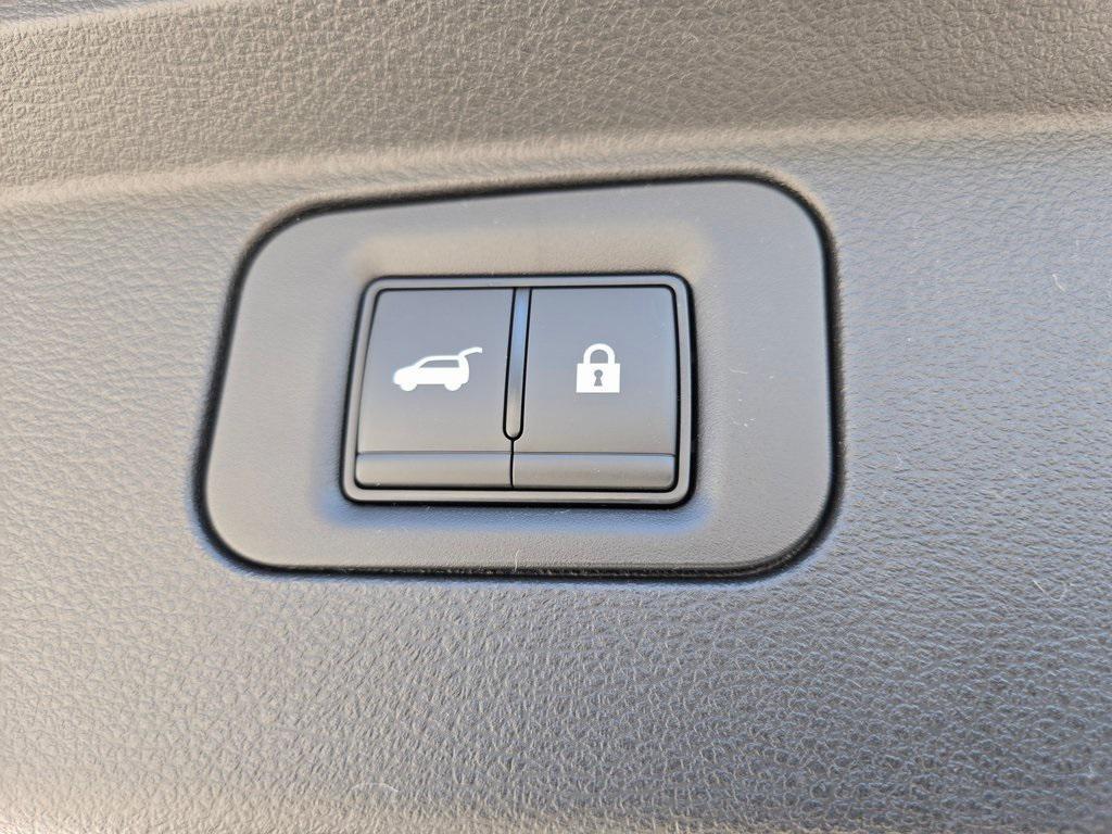 new 2025 Nissan Armada car, priced at $76,195