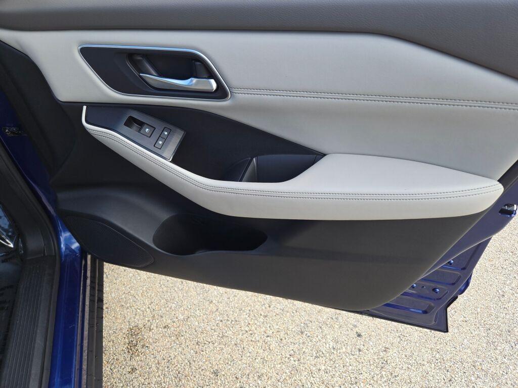 used 2021 Nissan Rogue car, priced at $21,008