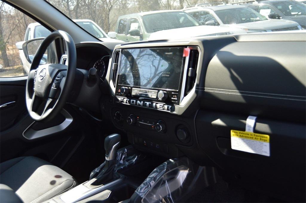 new 2025 Nissan Frontier car, priced at $35,265