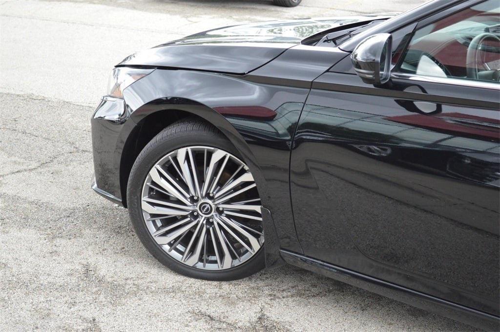 used 2024 Nissan Altima car, priced at $25,496