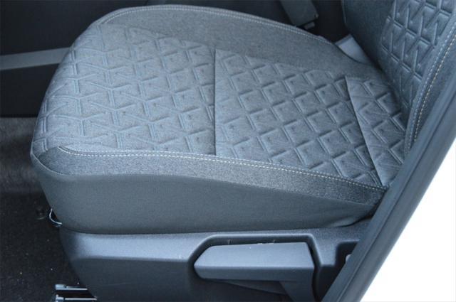new 2025 Nissan Kicks car, priced at $24,185
