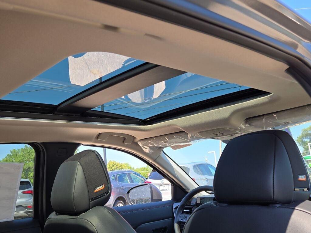 new 2025 Nissan Kicks car, priced at $27,638