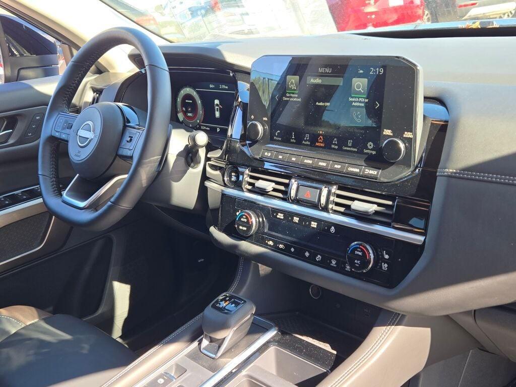 new 2025 Nissan Pathfinder car, priced at $44,947