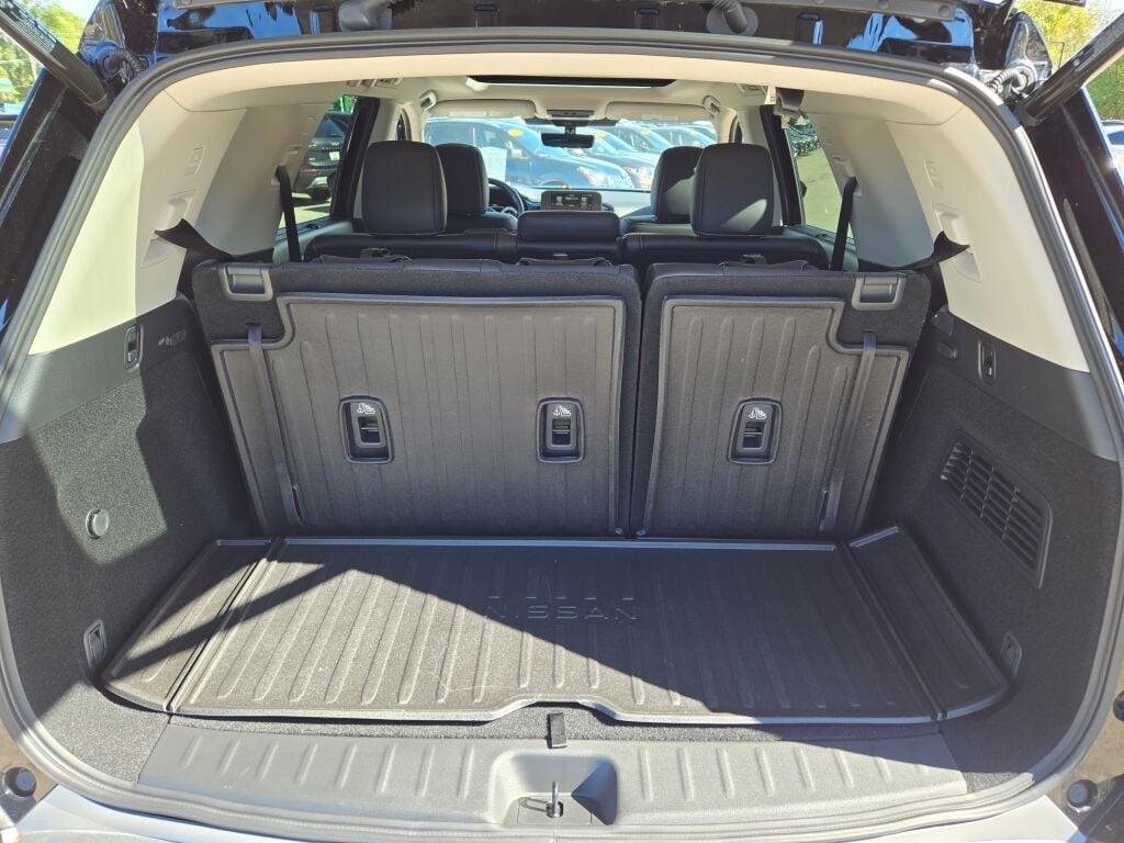 new 2025 Nissan Pathfinder car, priced at $44,947