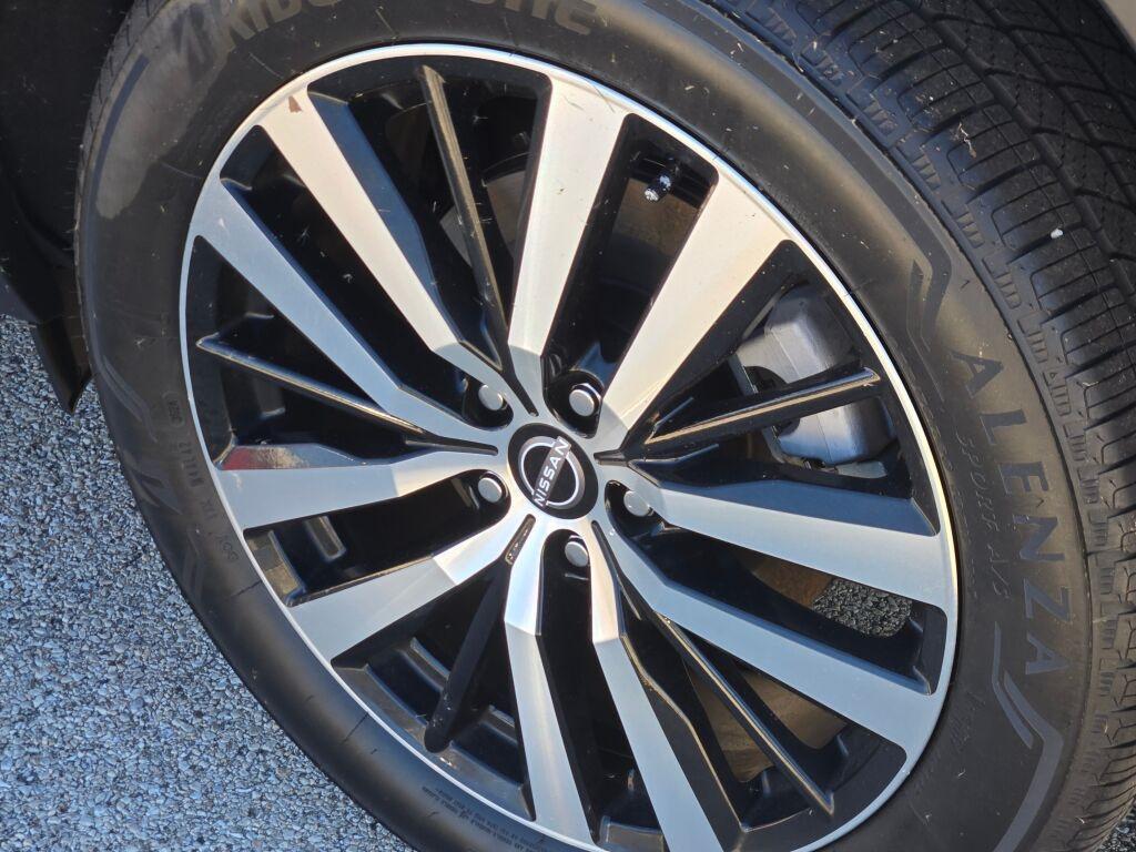 new 2025 Nissan Pathfinder car, priced at $44,947