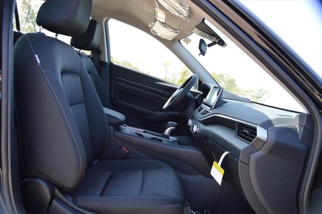 new 2025 Nissan Altima car, priced at $22,555