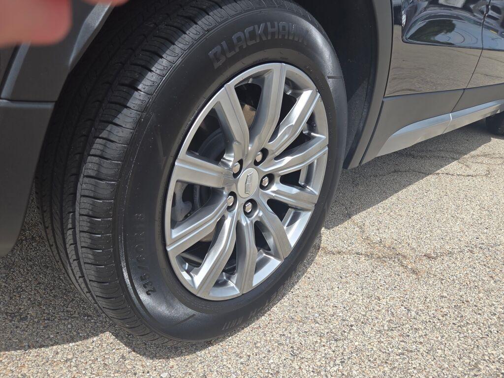 used 2023 Cadillac XT4 car, priced at $24,994