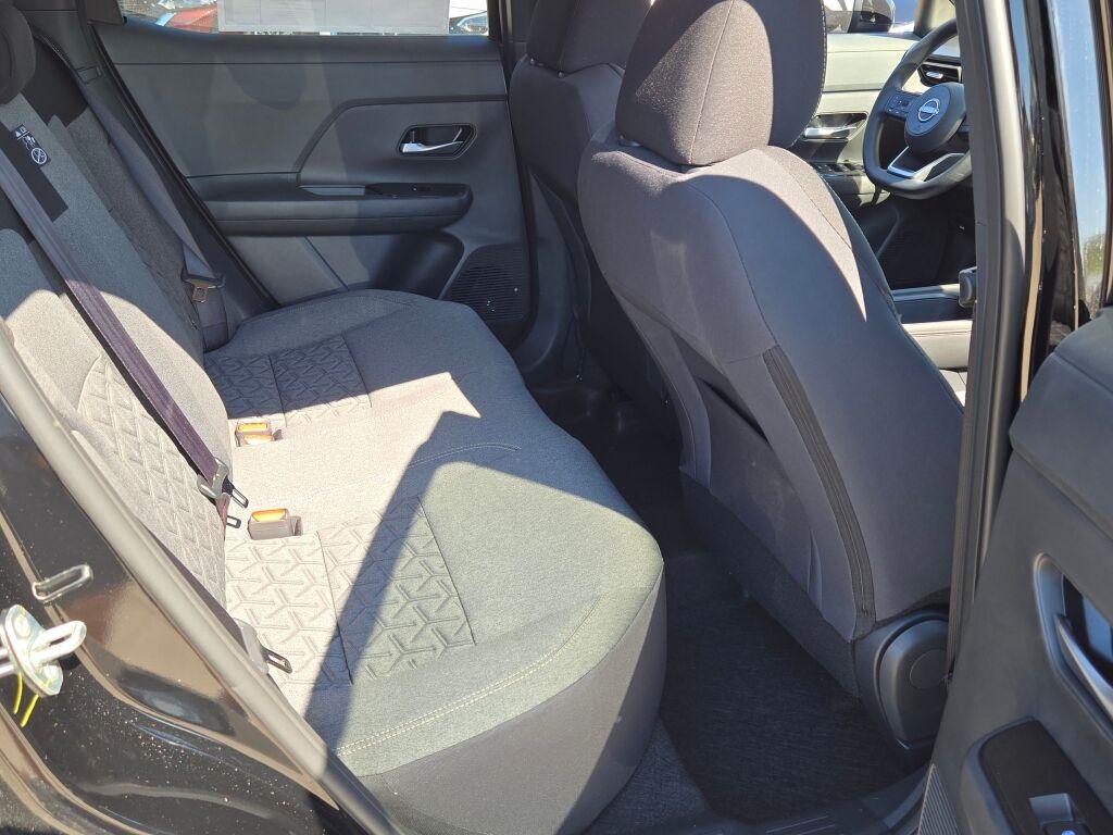 new 2025 Nissan Kicks car, priced at $24,870