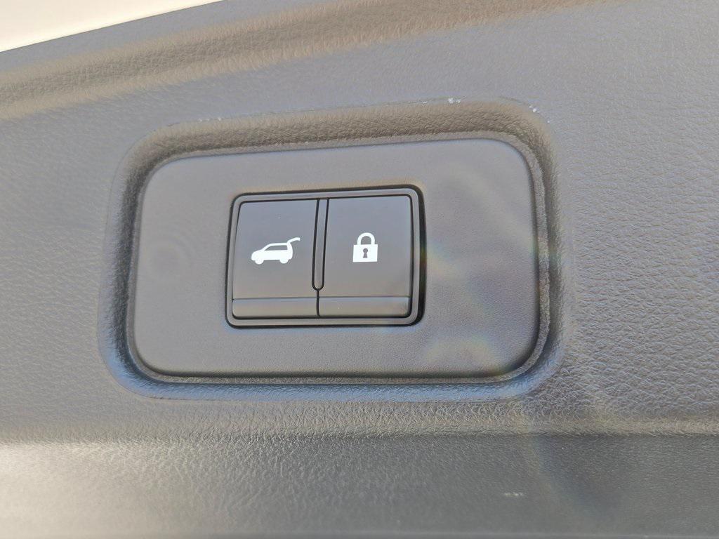 new 2025 Nissan Pathfinder car, priced at $42,800