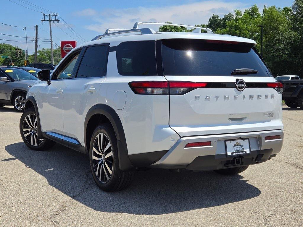 new 2025 Nissan Pathfinder car, priced at $42,800