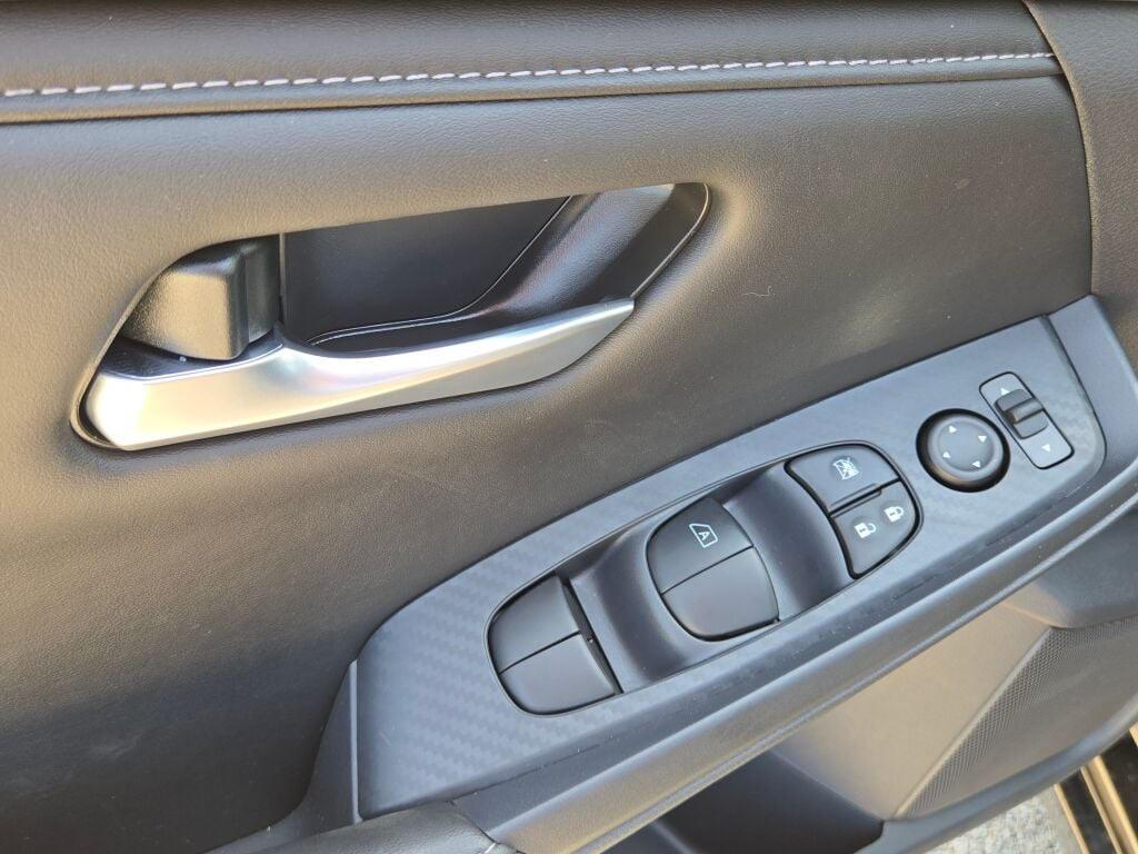 new 2025 Nissan Sentra car, priced at $21,039