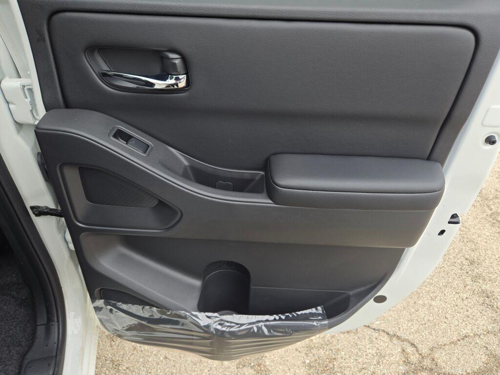 new 2025 Nissan Frontier car, priced at $33,997