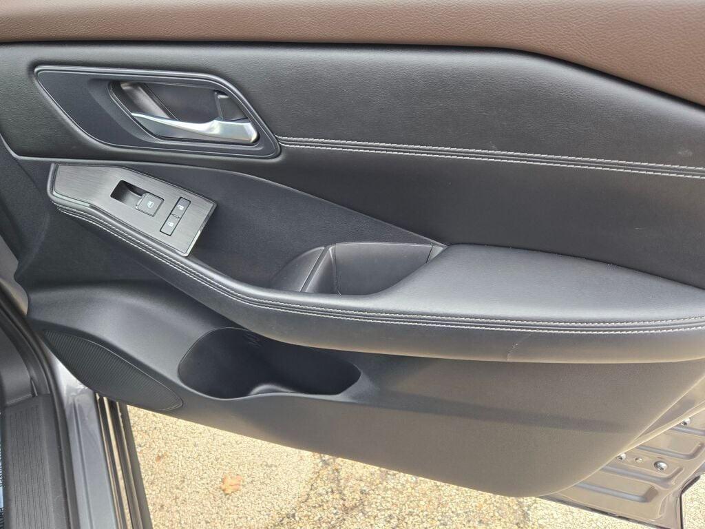 used 2022 Nissan Rogue car, priced at $20,897