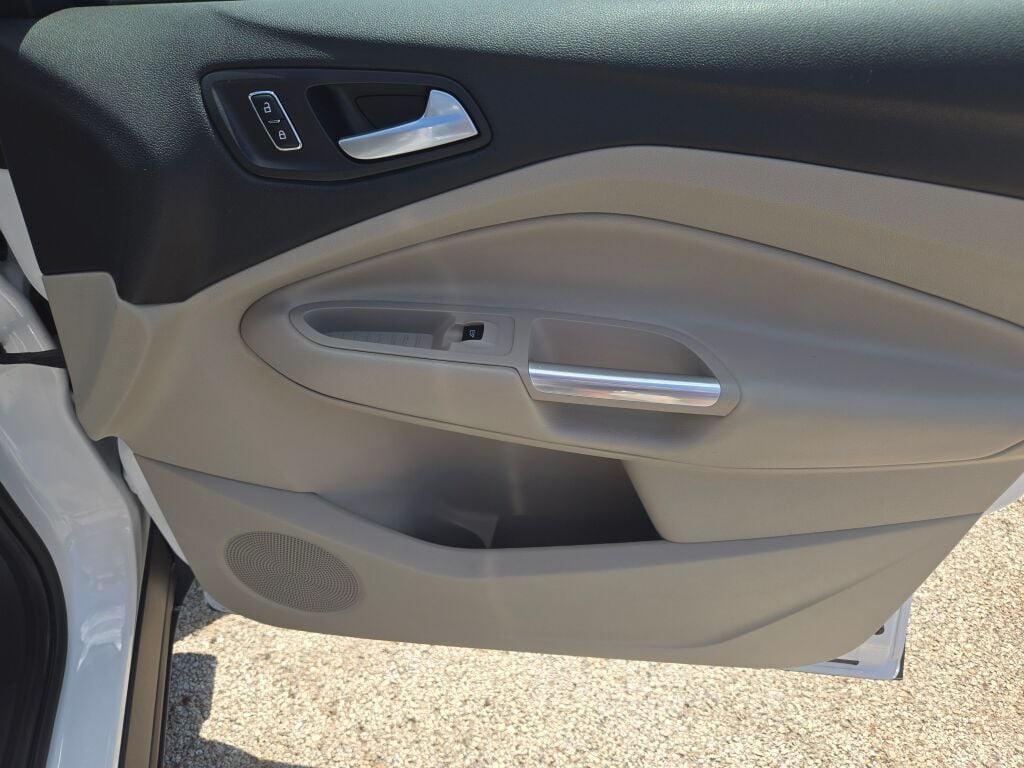 used 2013 Ford Escape car, priced at $7,995