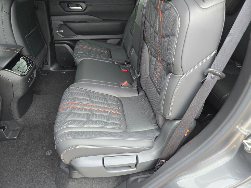 new 2025 Nissan Armada car, priced at $71,506