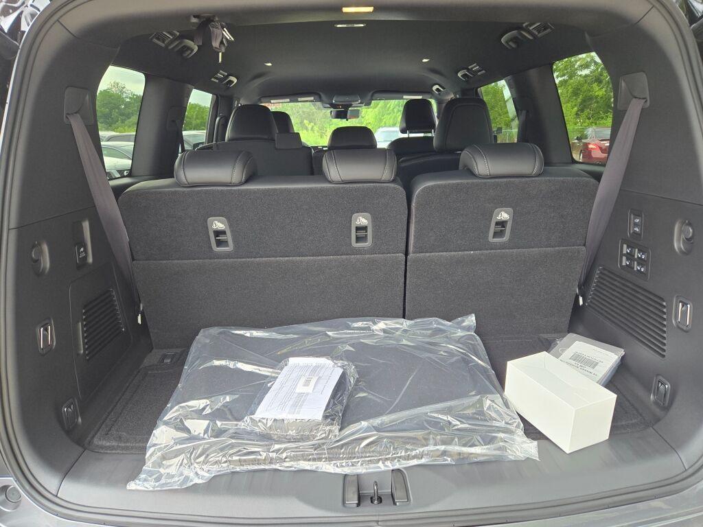 new 2025 Nissan Armada car, priced at $71,506