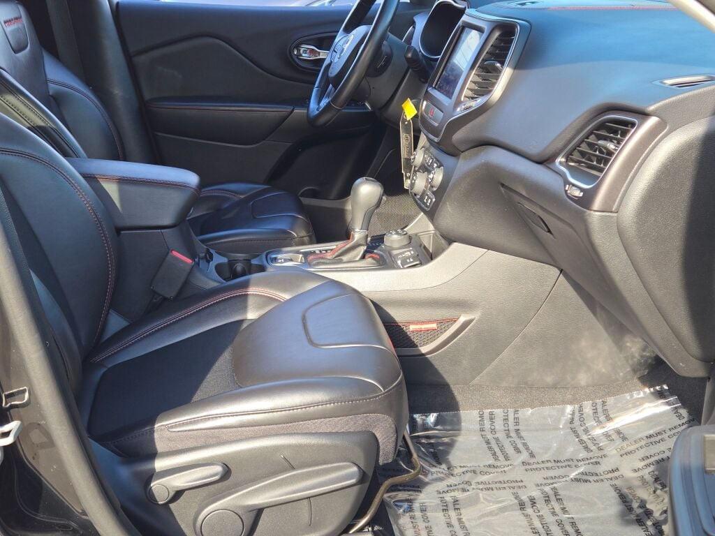 used 2020 Jeep Cherokee car, priced at $23,759