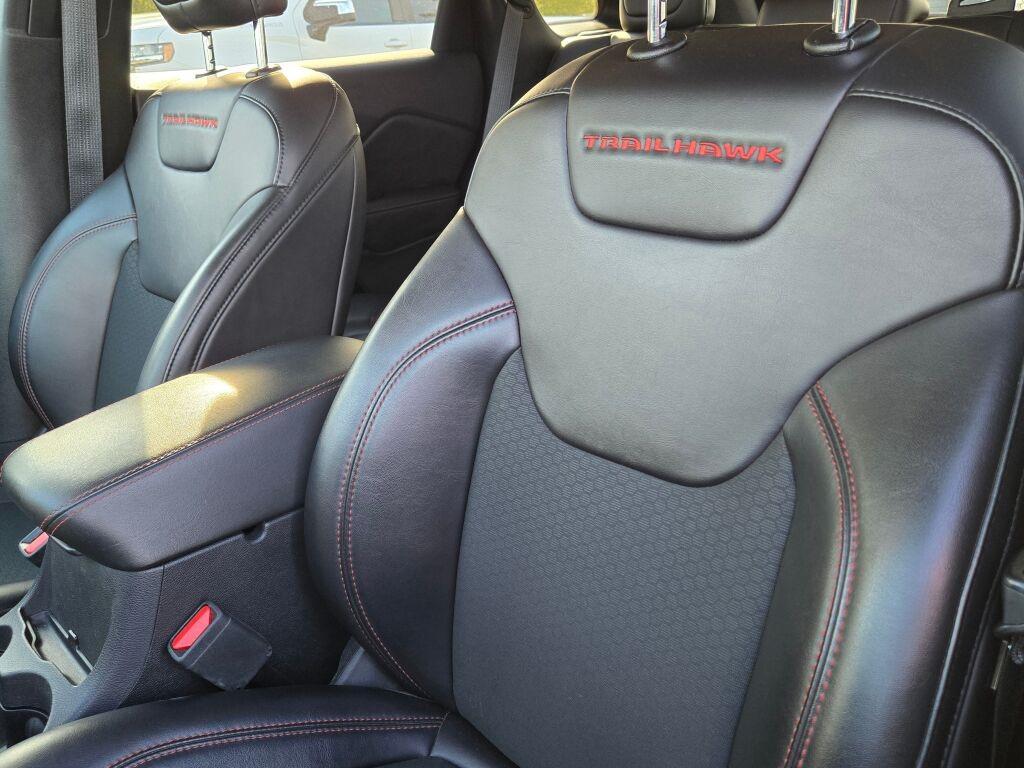 used 2020 Jeep Cherokee car, priced at $23,759