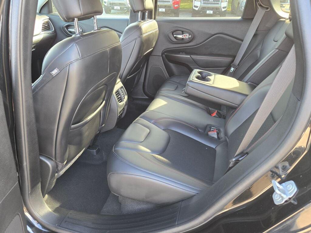 used 2020 Jeep Cherokee car, priced at $23,759