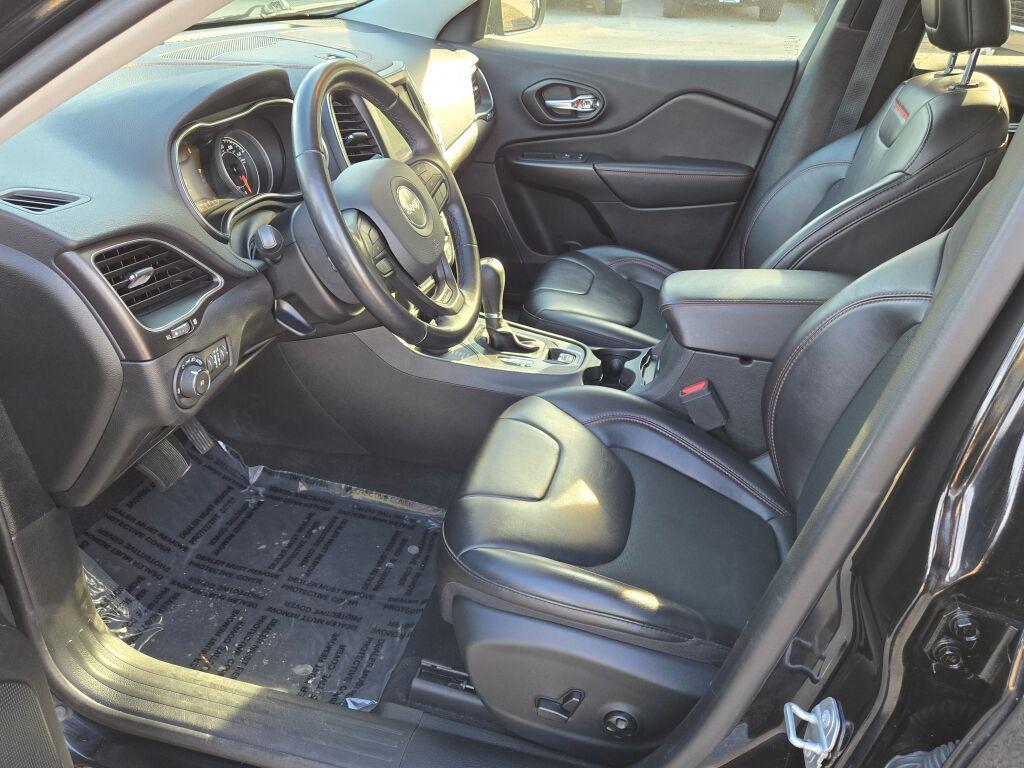 used 2020 Jeep Cherokee car, priced at $23,759