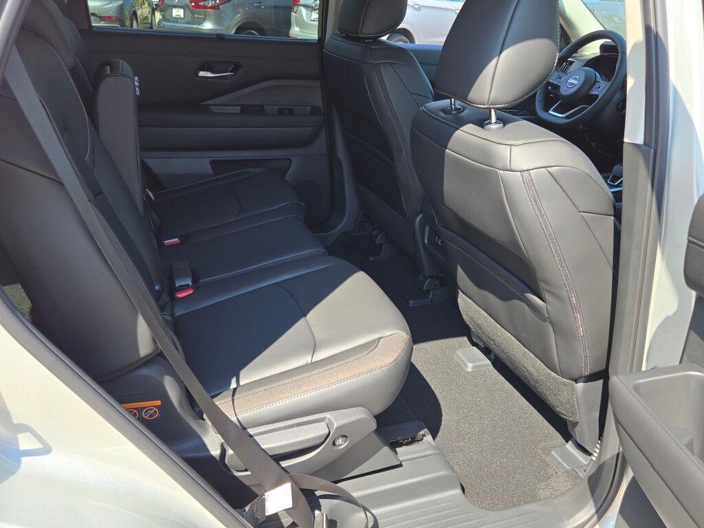 new 2025 Nissan Pathfinder car, priced at $42,815