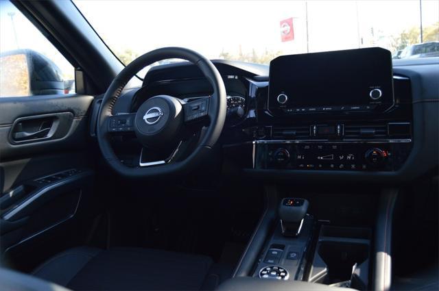 new 2025 Nissan Pathfinder car, priced at $39,050
