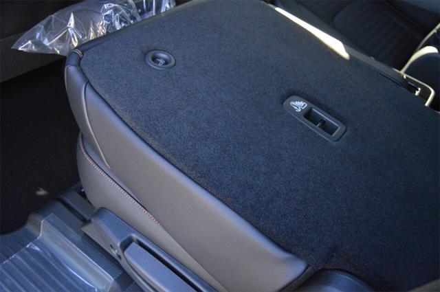 new 2025 Nissan Pathfinder car, priced at $39,050