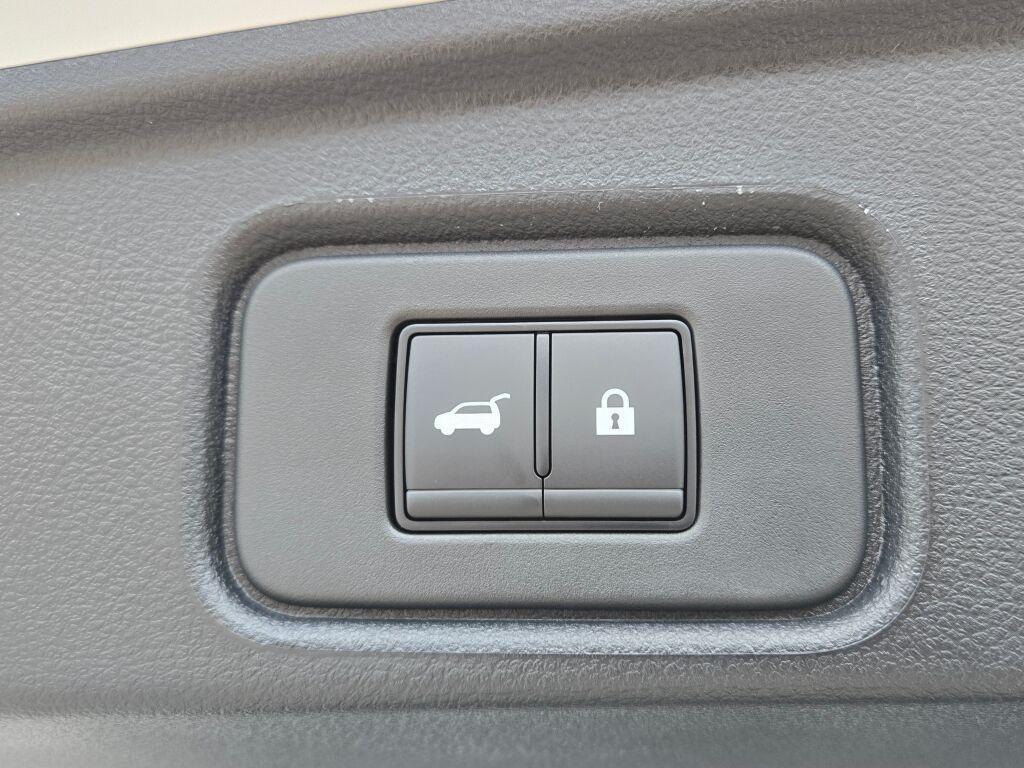 new 2025 Nissan Pathfinder car, priced at $39,536