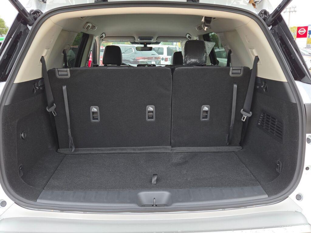 new 2025 Nissan Pathfinder car, priced at $39,536