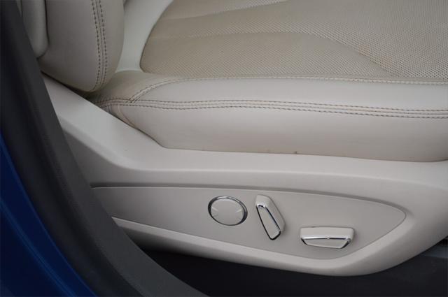 used 2020 Lincoln Nautilus car, priced at $25,091