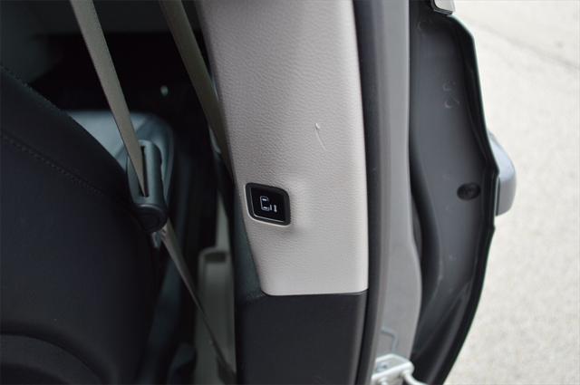 used 2022 Chrysler Pacifica car, priced at $19,771