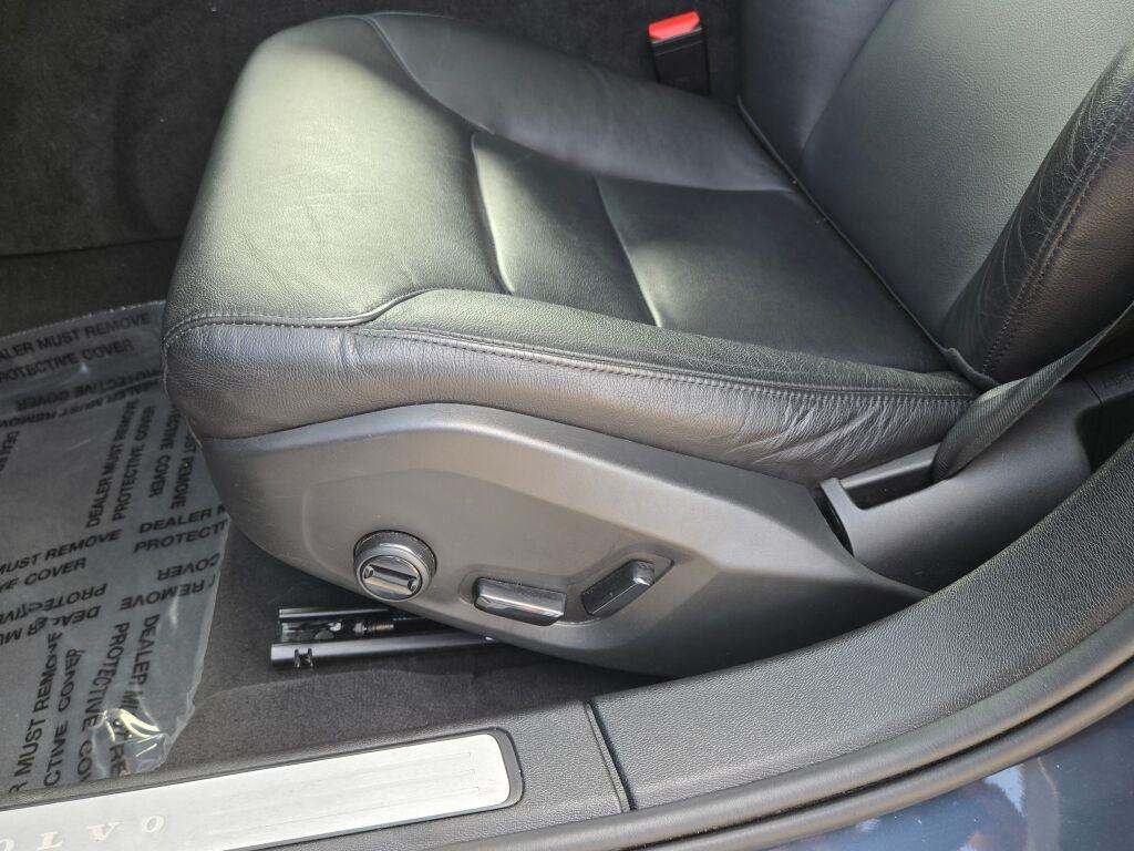 used 2024 Volvo S60 car, priced at $24,713