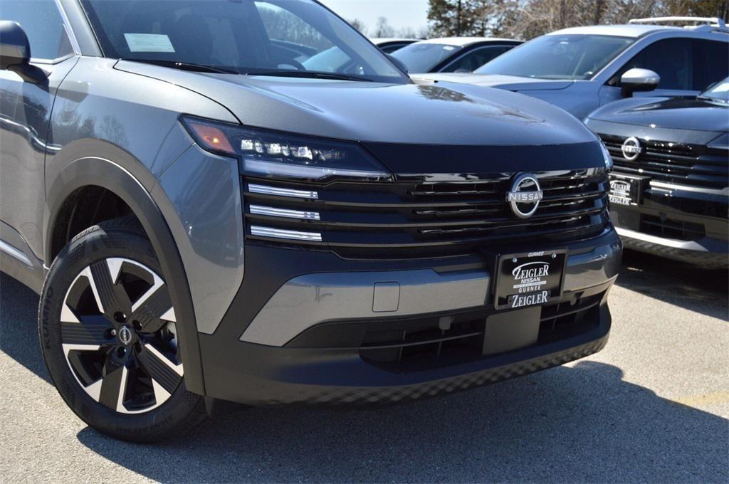 new 2025 Nissan Kicks car, priced at $24,926