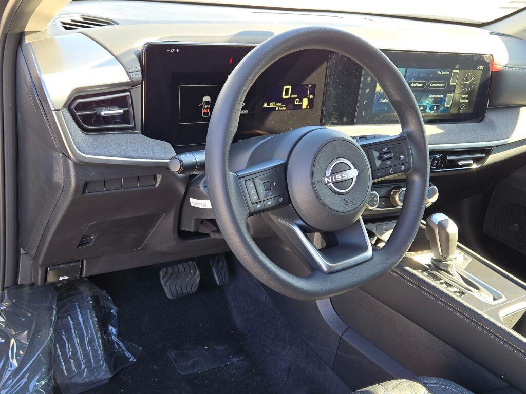 new 2025 Nissan Kicks car, priced at $25,221