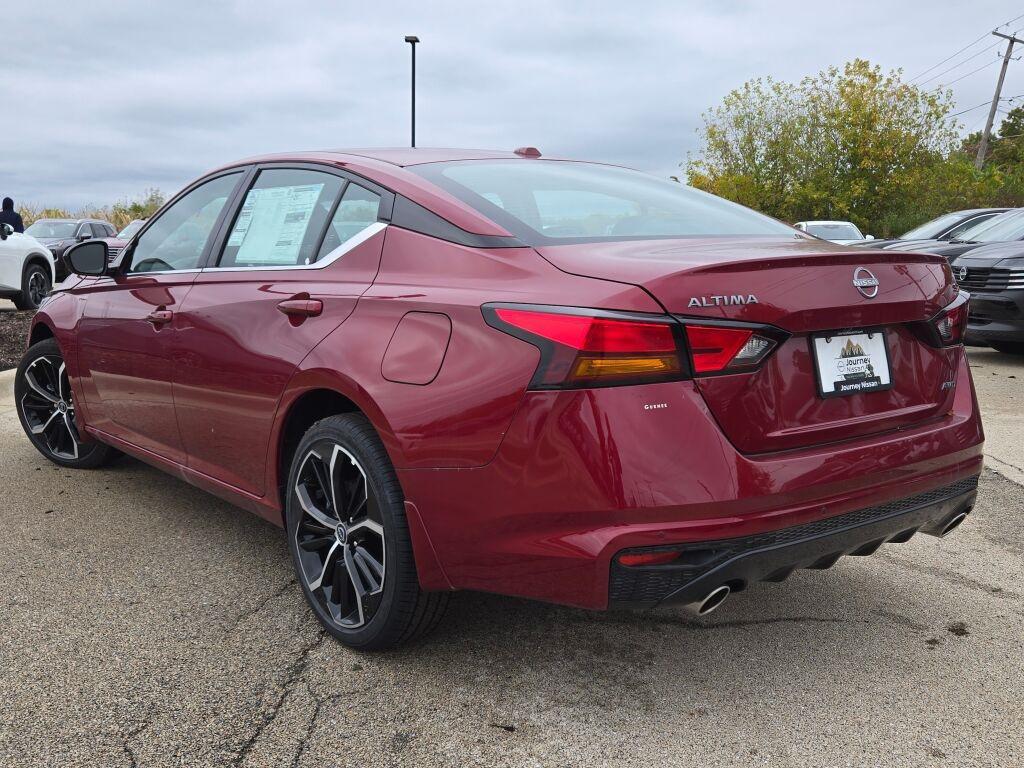 new 2025 Nissan Altima car, priced at $33,521
