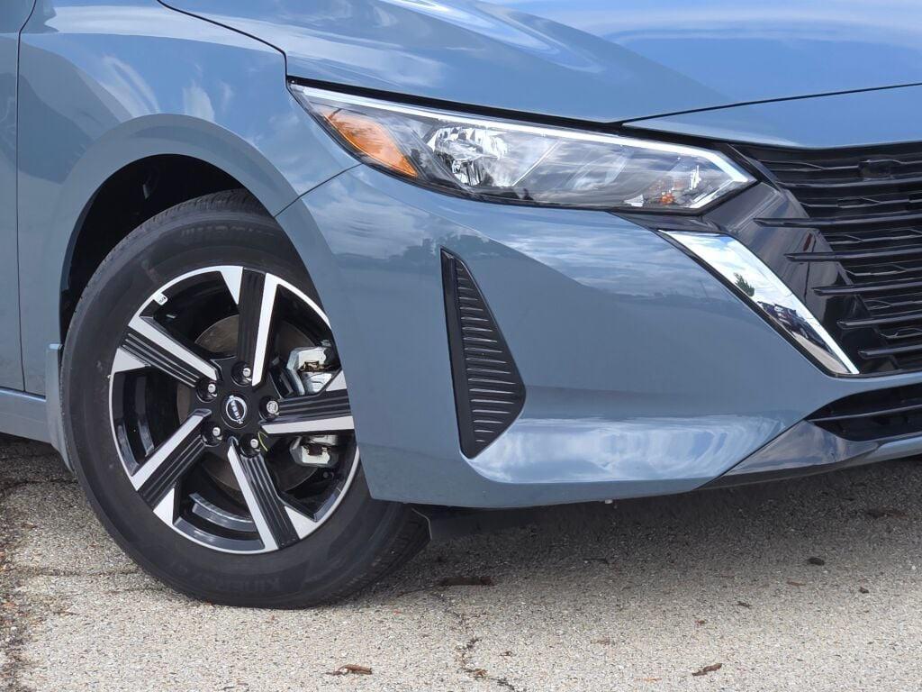 new 2025 Nissan Sentra car, priced at $21,928