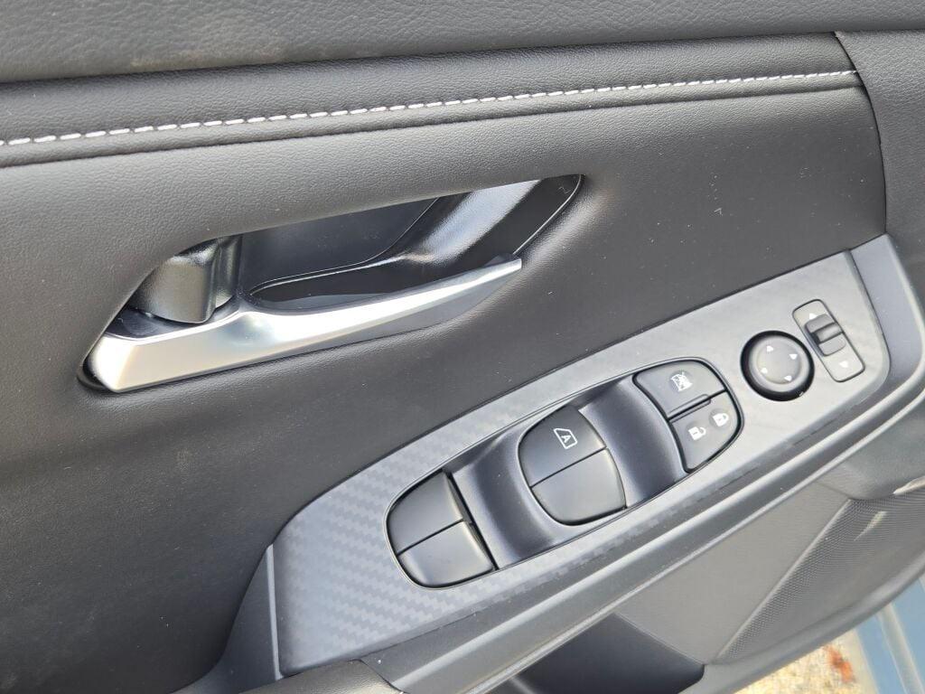 new 2025 Nissan Sentra car, priced at $21,928