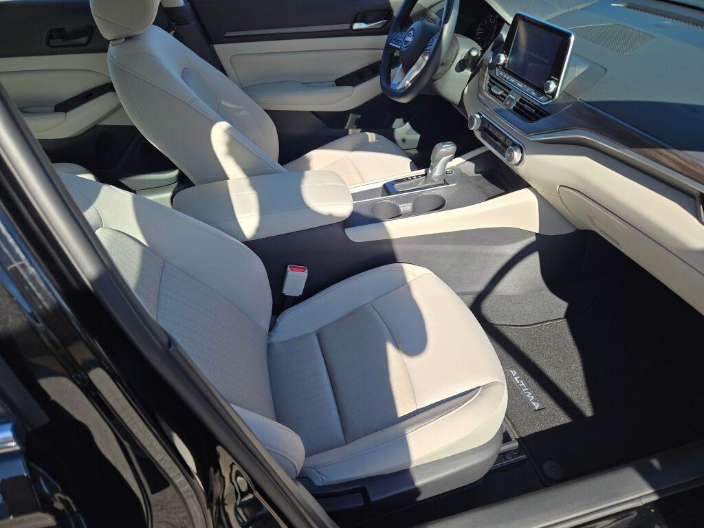 new 2025 Nissan Altima car, priced at $26,961