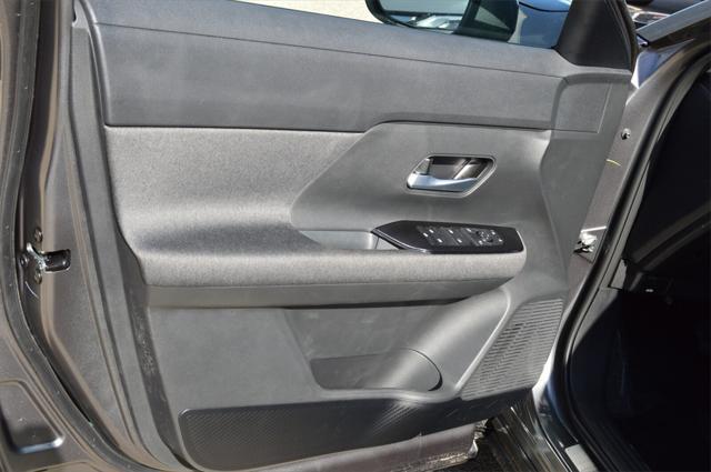 new 2025 Nissan Kicks car, priced at $27,125