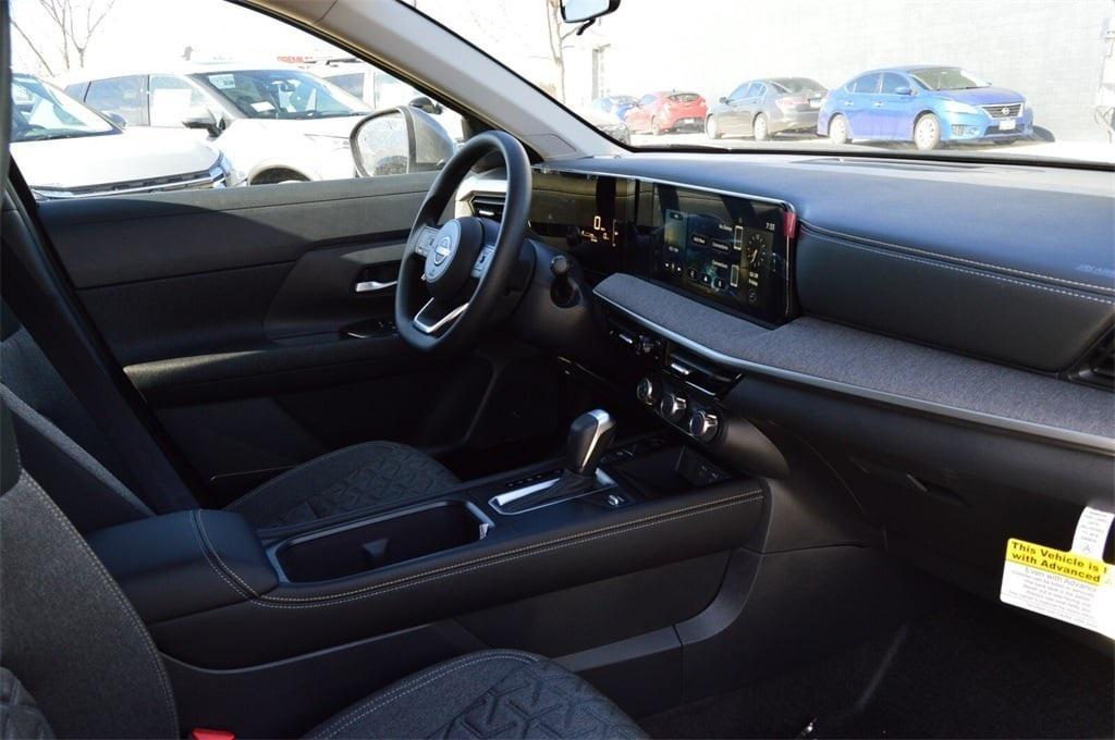new 2025 Nissan Kicks car, priced at $24,124