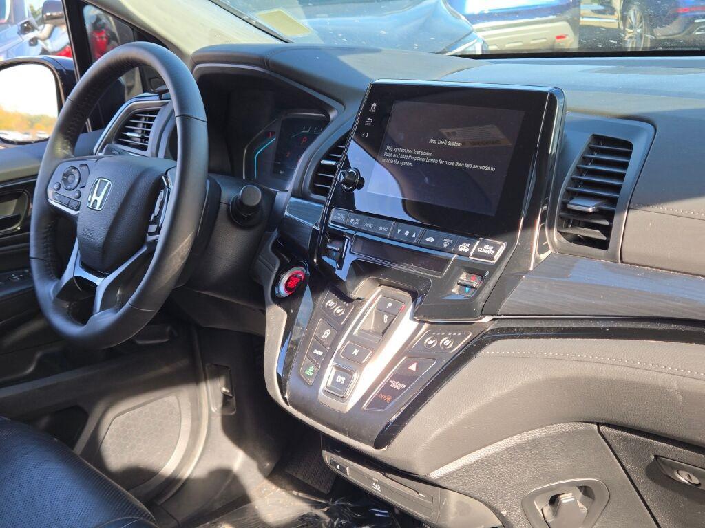 used 2024 Honda Odyssey car, priced at $41,687