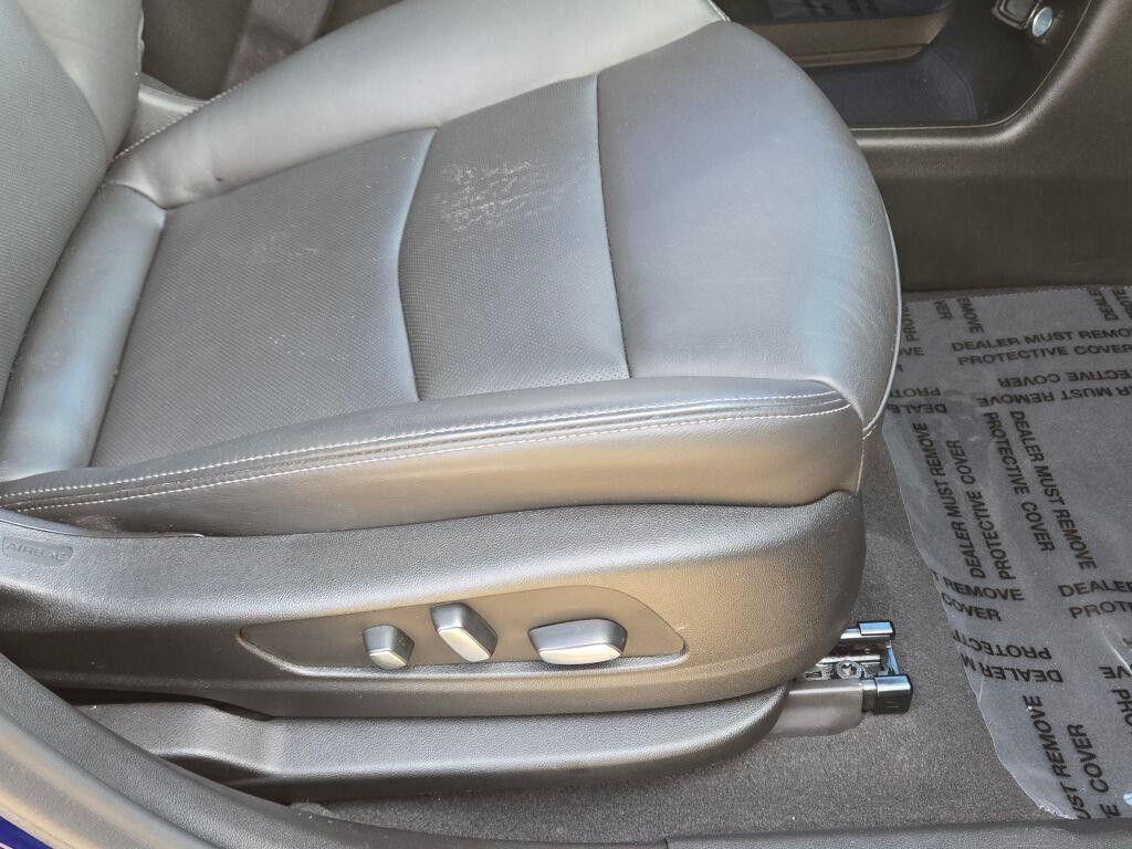 used 2025 Cadillac XT6 car, priced at $44,497