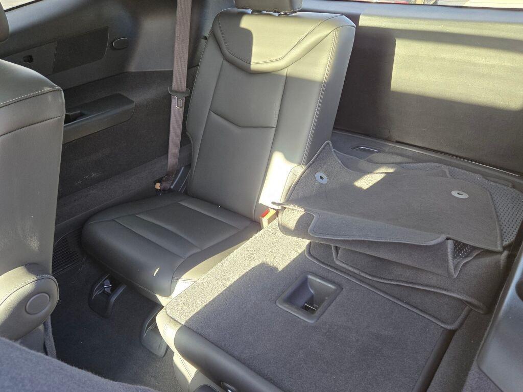 used 2025 Cadillac XT6 car, priced at $44,497