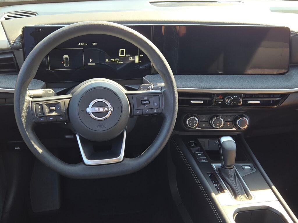 new 2025 Nissan Kicks car, priced at $28,547